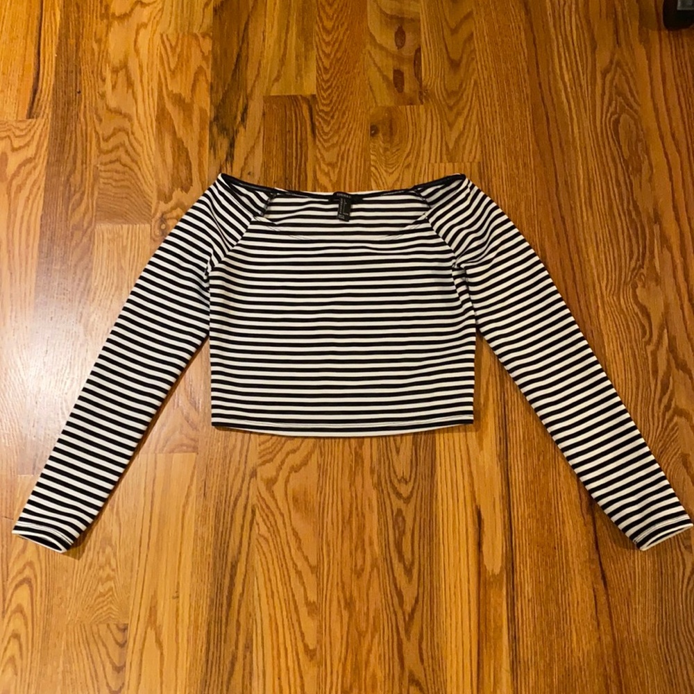 Forever 21 off shoulder long sleeve crop top
